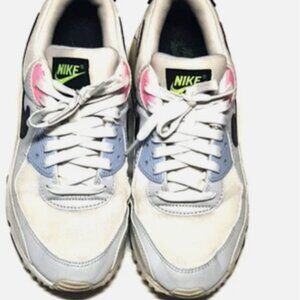 Nike Women's Air Max 90 Shoes Size 9